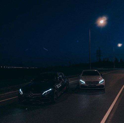 جونِ تو میخواستم چن رو پیش بزنم به دشت و دَمن نه گوشی ببرم