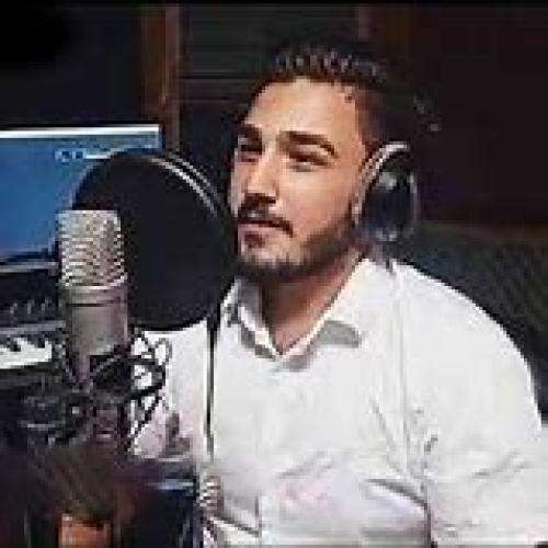 امیر اصلانی الان اون که پیشته ماشینش از این جدیداس