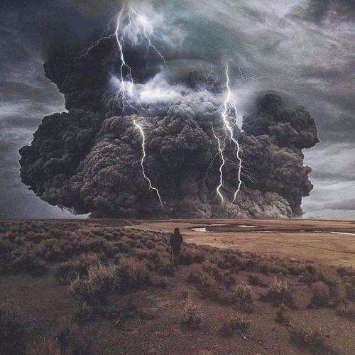 چالش عکس روی پله ها از بالای سر