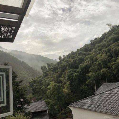 چشمات مال مال منه حرفات مال مال منه