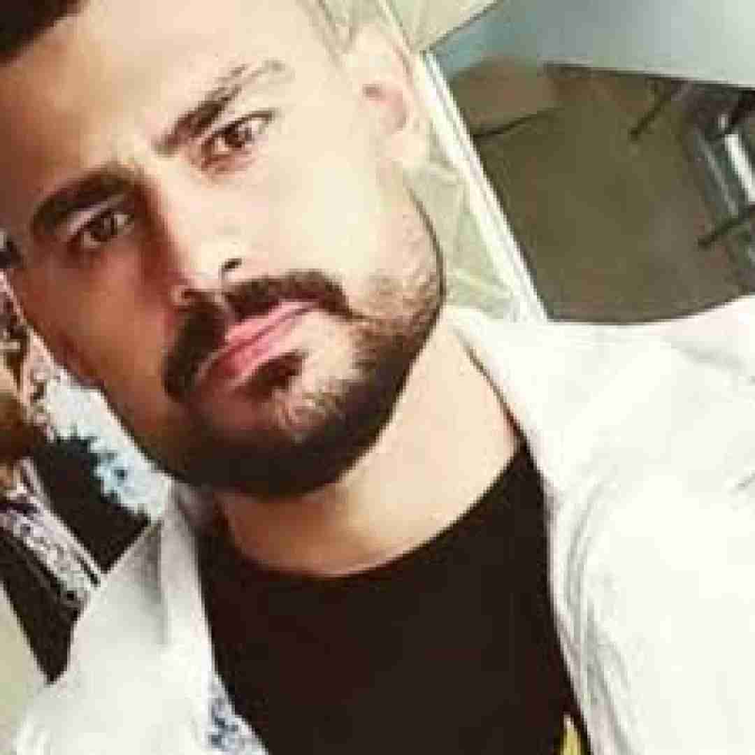 روح الله کرمی حواس پرتی گردمه