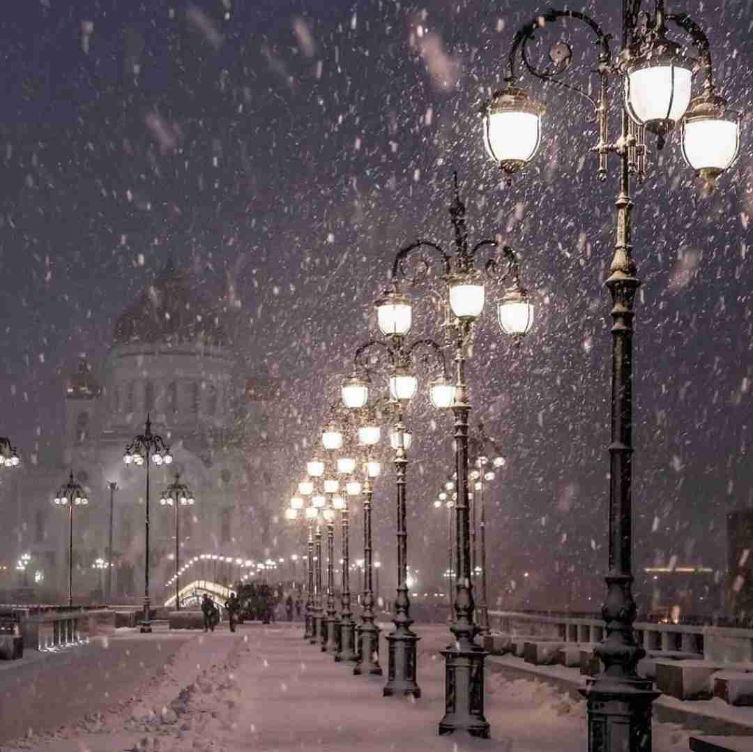 قلم تو دستم با یه حال داغون