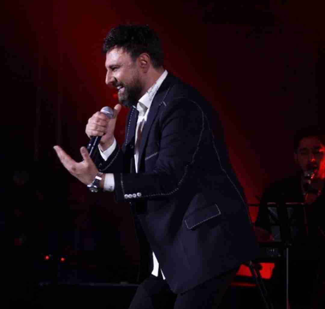 محمد علیزاده گوشی تو دستمه یه ریز