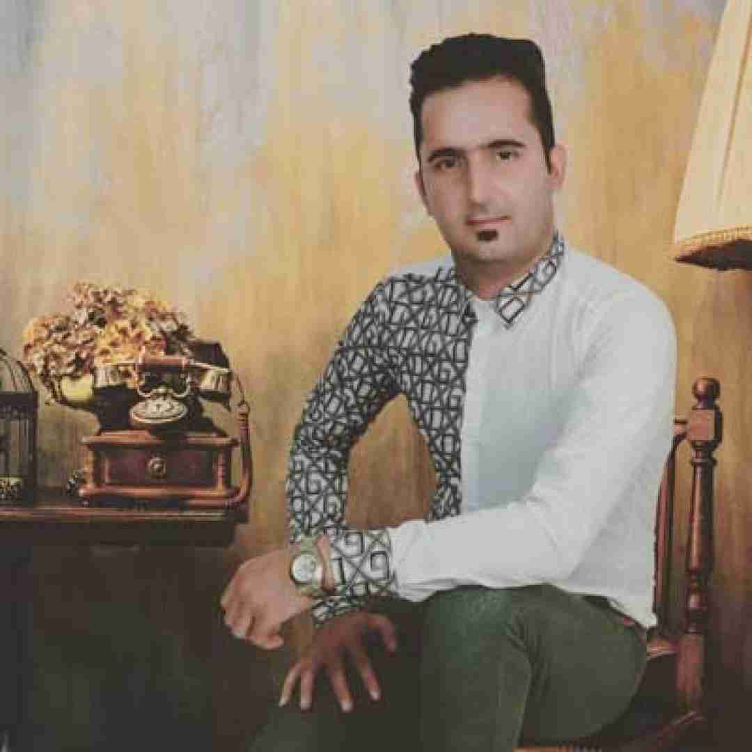 ابوالفضل حصاری پرته حواسم به تو که دوسم داری دمت گرم
