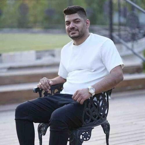 مجتبی ترکاشوند قلب مه قفله بیا تو واکنش به عشق مه نشان بده