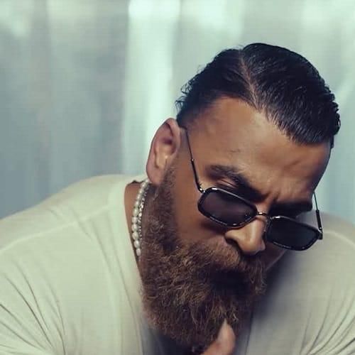 معین زد طرف کی غش کردی رفتی همه چیو کش کردی رفتی