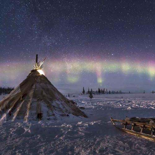  اونقد به دیوار مشت زدم لقه دستم من که دلم