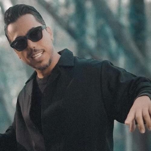 دانوش از غم تو که یه بارم ندیدمت گریه میکنم